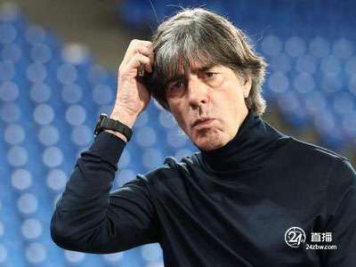 根据官方消息，勒夫将继续执教德国队参加欧洲杯