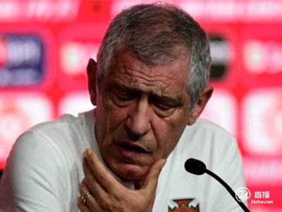 葡萄牙教练：克里斯蒂亚诺·罗纳尔多赛后非常激动。他说与塞尔维亚的客场比赛的制胜球被吹走了