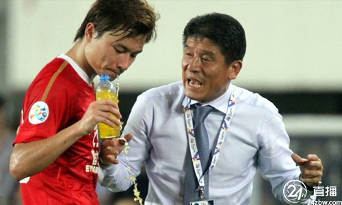 官方宣布：韩国教练李章洙担任深圳队教练