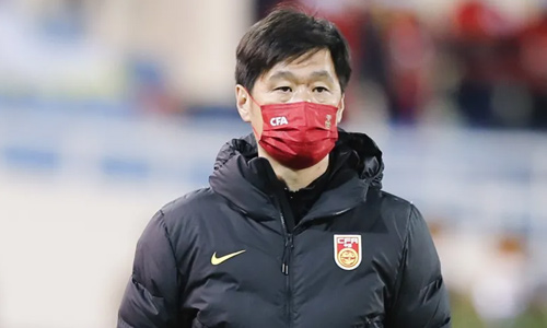 北京青年报：国家足球队继续在苏州训练，李小鹏并不担心自己的帅位