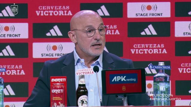 西班牙教练：要想进入决赛，每个人都必须竞争位置