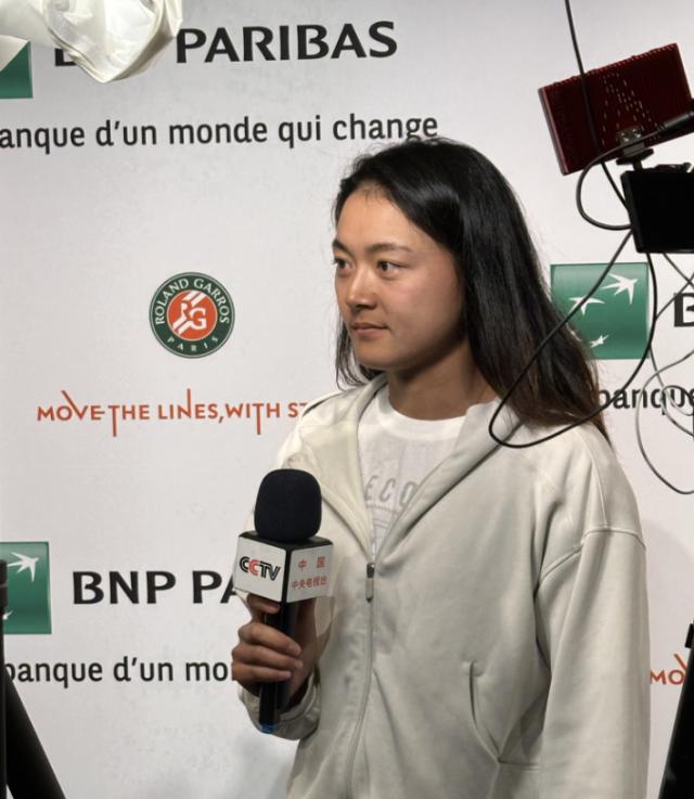 张本斗：王亚凡，30岁法网冠军