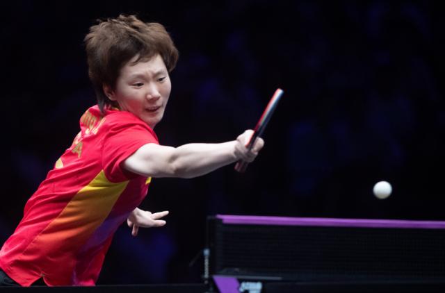 中国乒乓球队在重庆世锦赛上获得单打冠军，四大奥运冠军正在争夺冠军