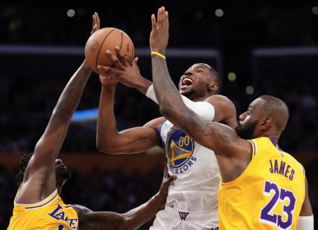 自由市场是疯狂的，勇士似乎从NBA消失了...