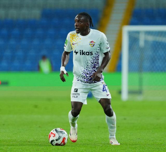 海港蜂鸣器补给炮瞄准地球超快马？或提前动用6个外援名额